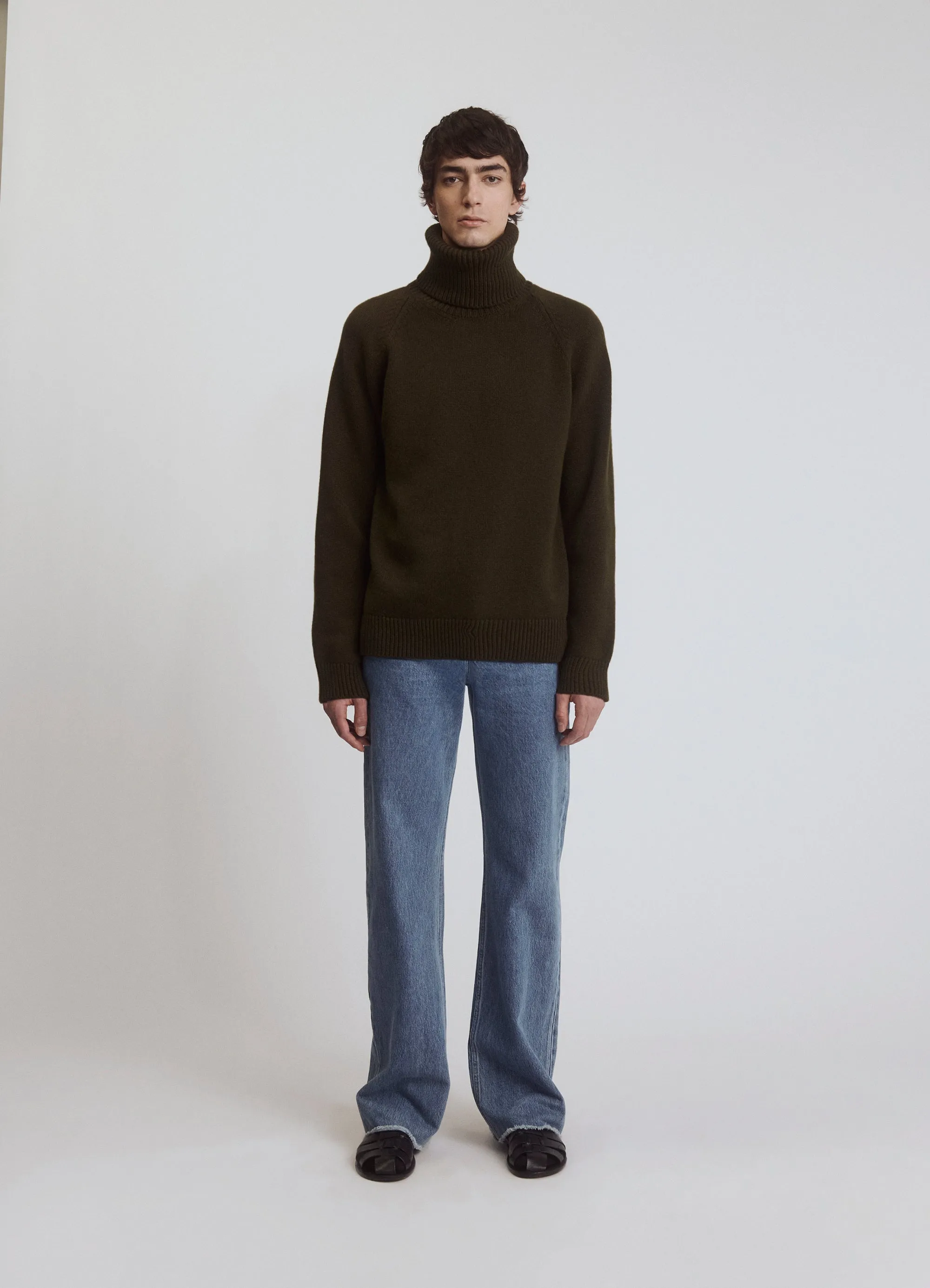 Mens Balla Slouch Rollneck in Military Green