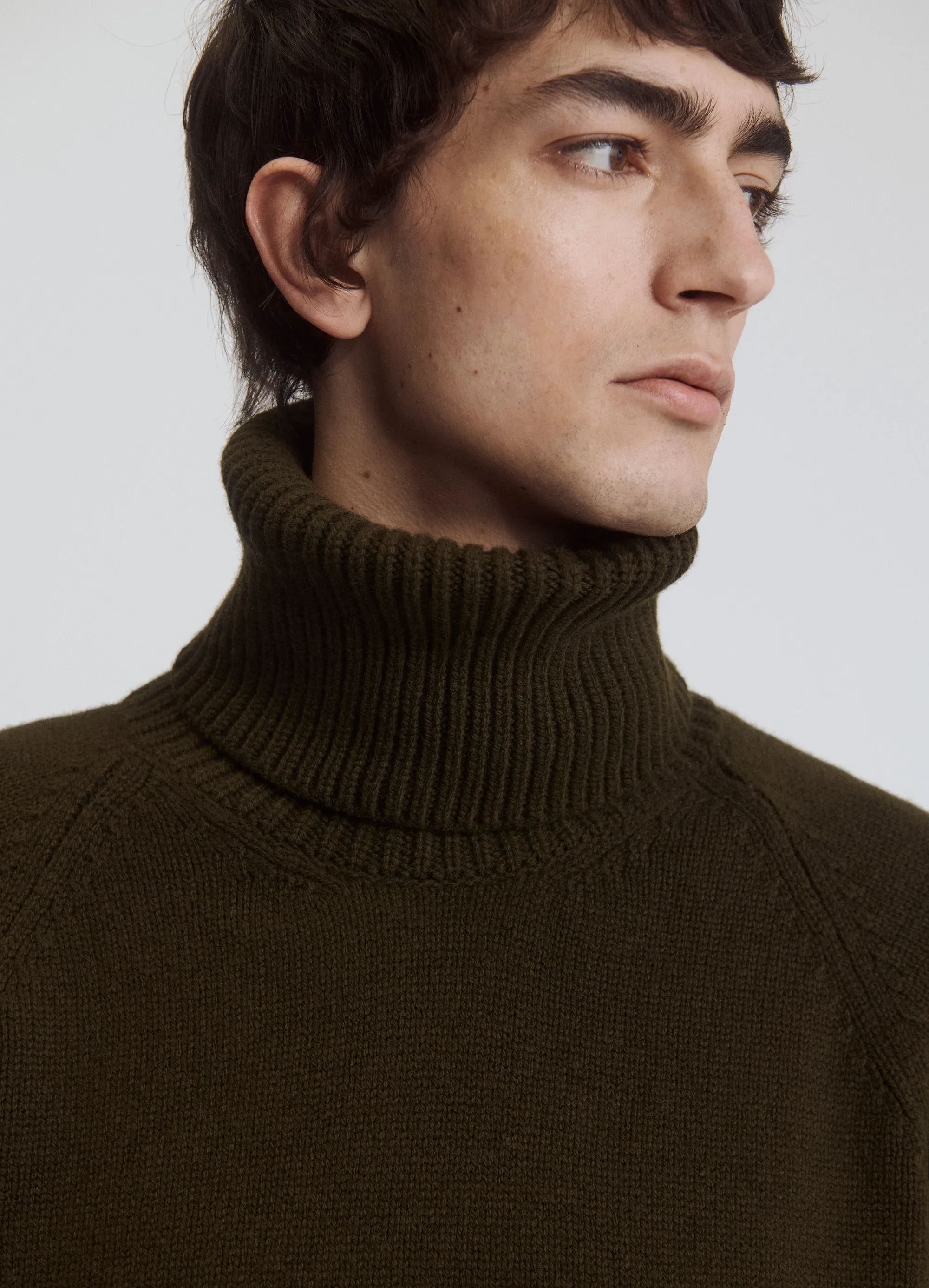 Mens Balla Slouch Rollneck in Military Green