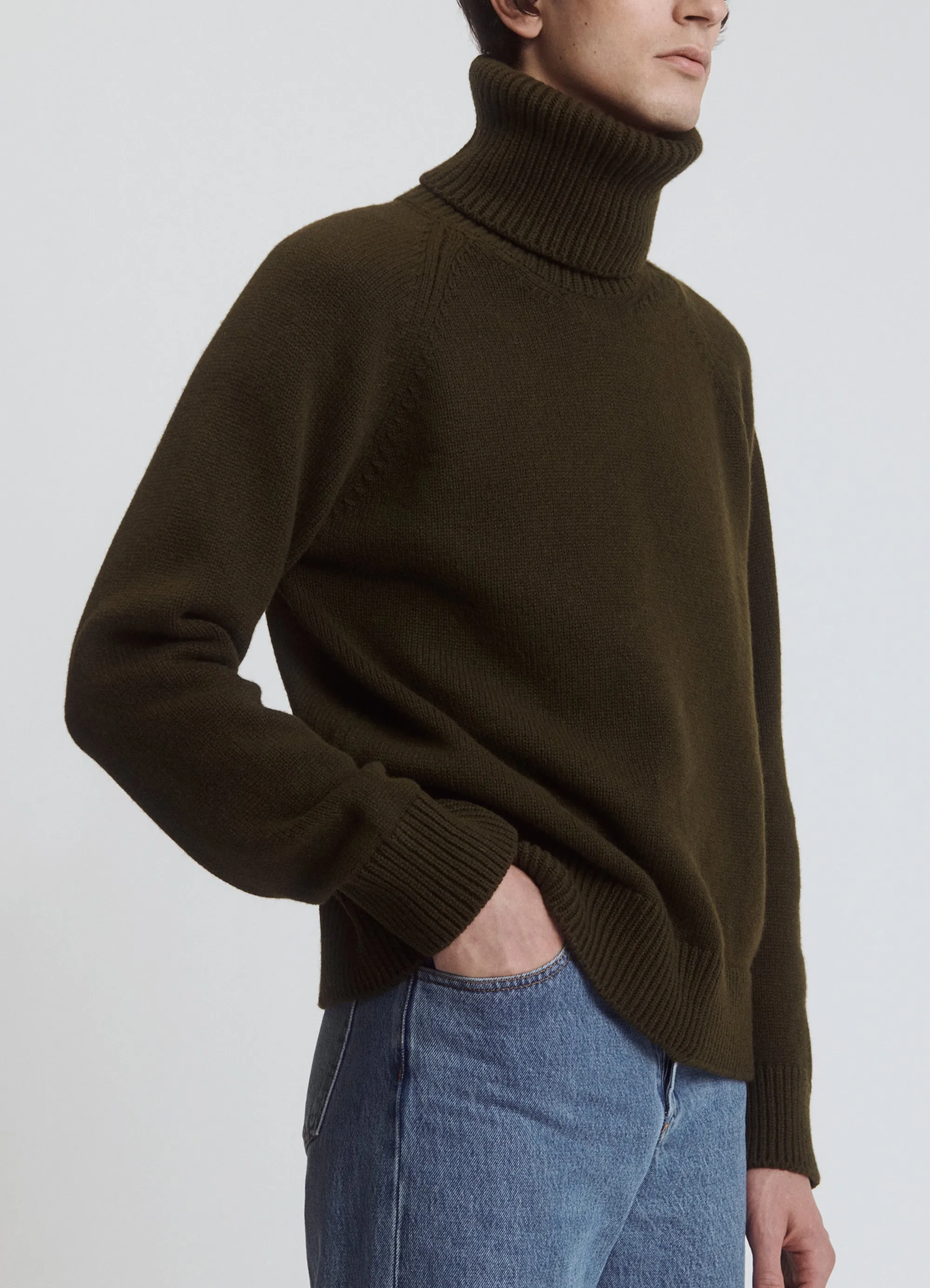 Mens Balla Slouch Rollneck in Military Green