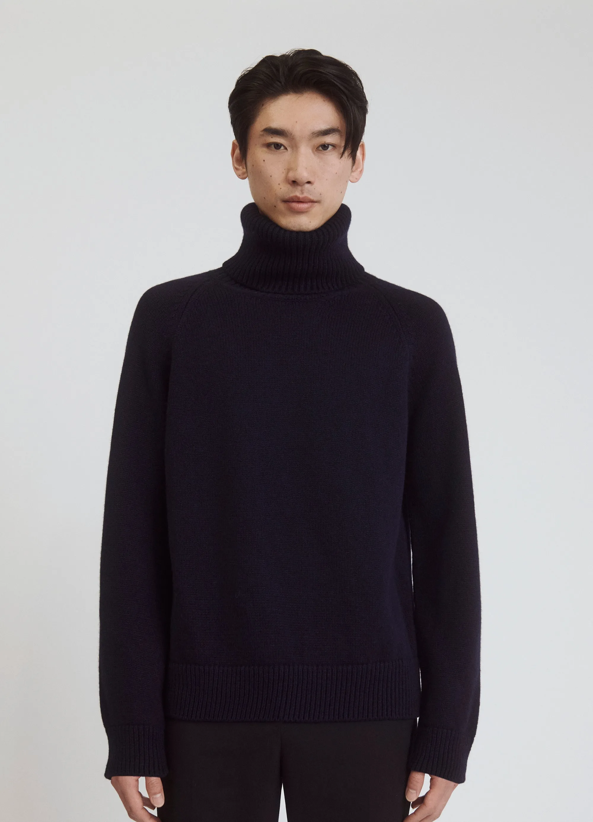 Mens Balla Slouch Rollneck in Navy