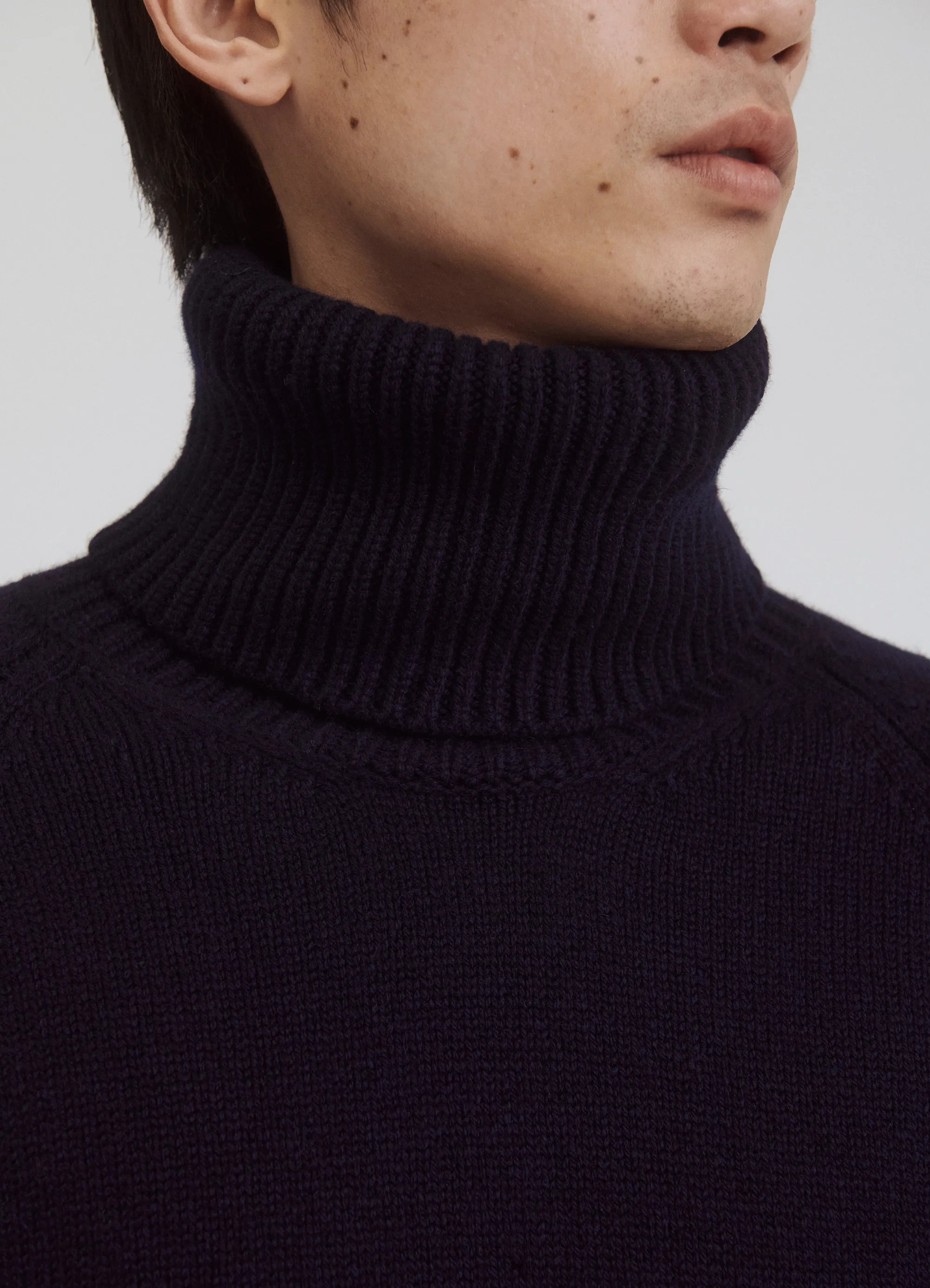Mens Balla Slouch Rollneck in Navy