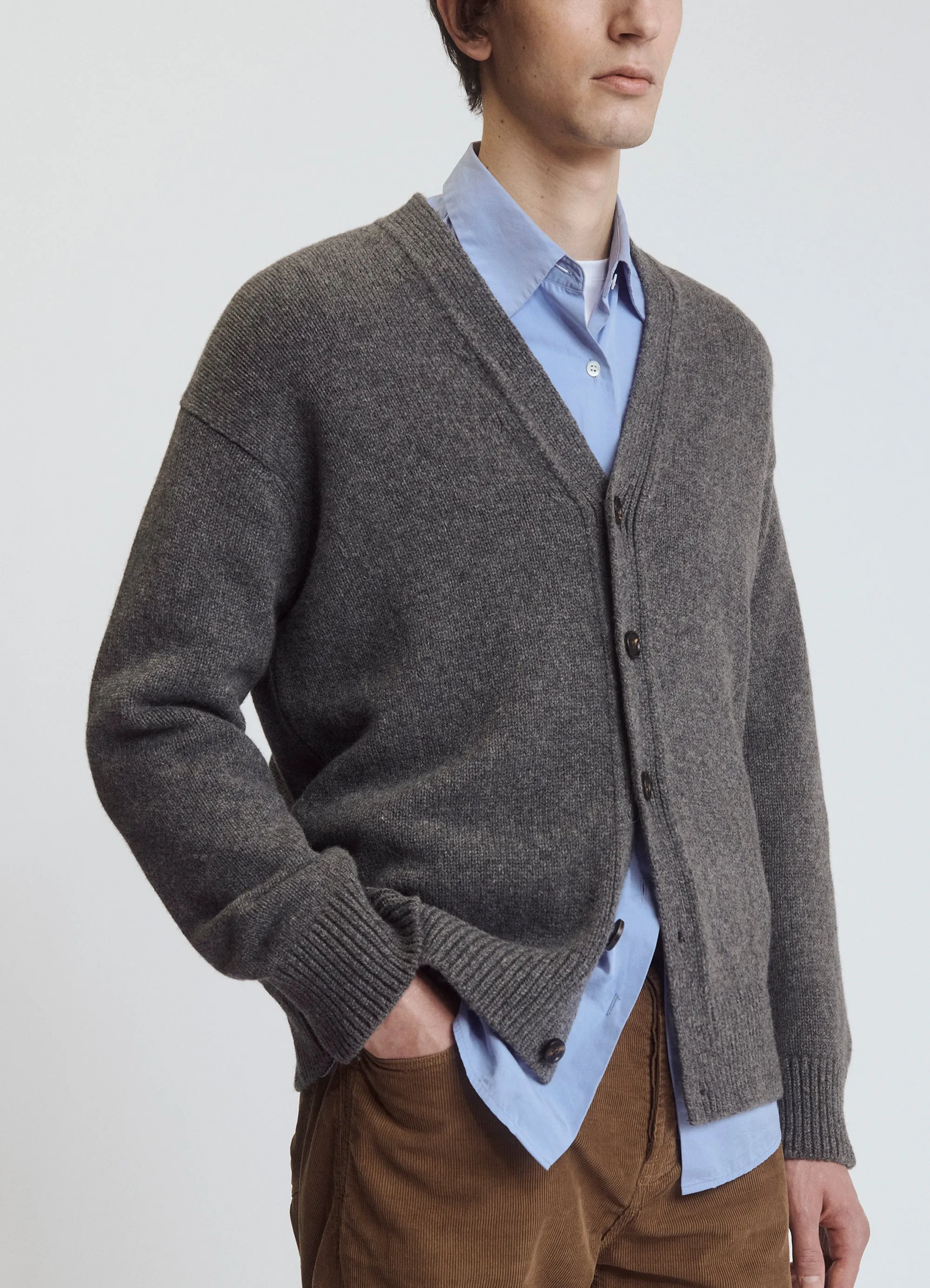 Mens Maura V-neck Cardigan in Derby Grey